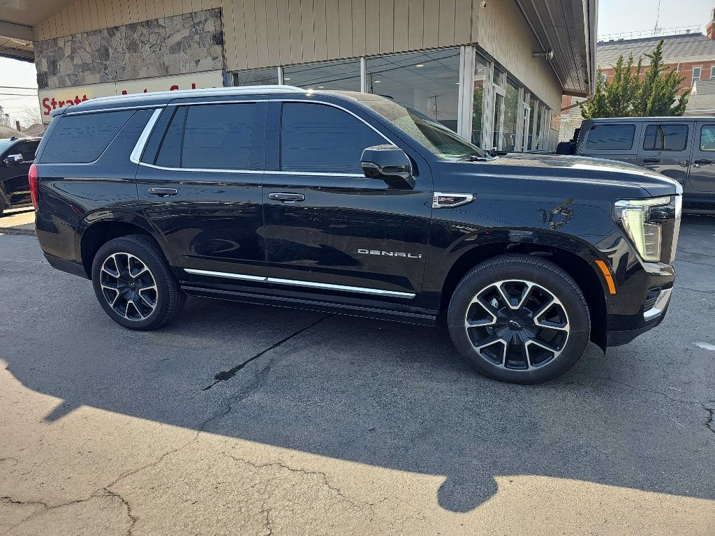 2025 GMC Yukon Denali