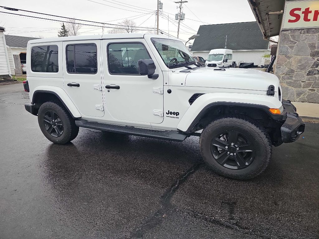 2022 Jeep Wrangler Unlimited Sahara Altitude
