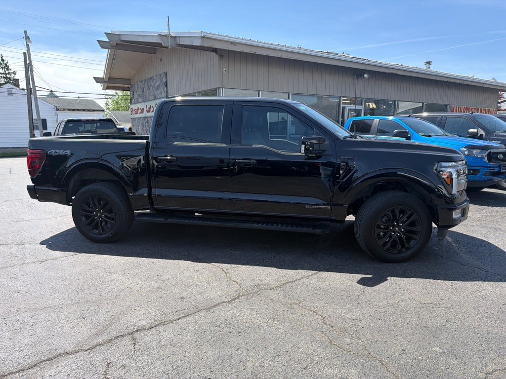 2024 Ford F-150 Lariat Sport Black Appearance Pac