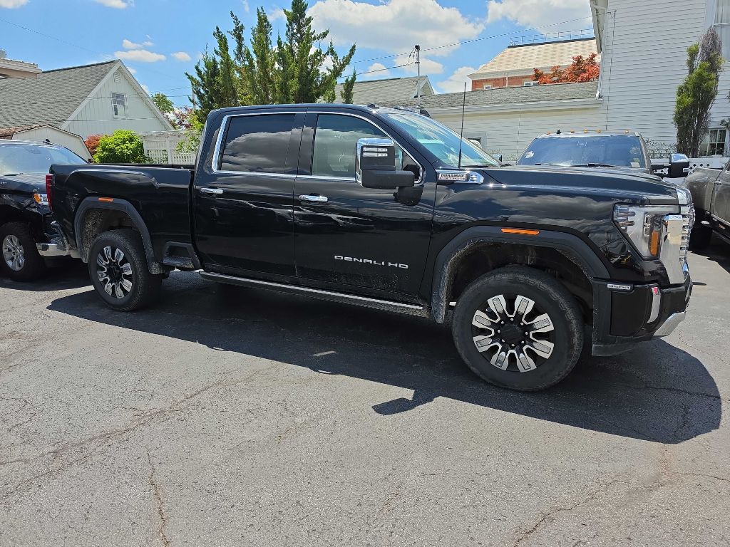 2025 GMC Sierra 3500 Denali Reserve