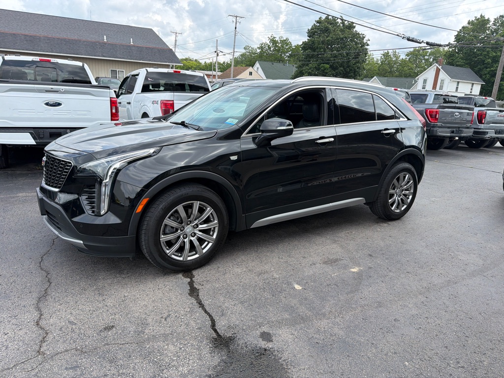 2021 Cadillac XT4 Premium Luxury