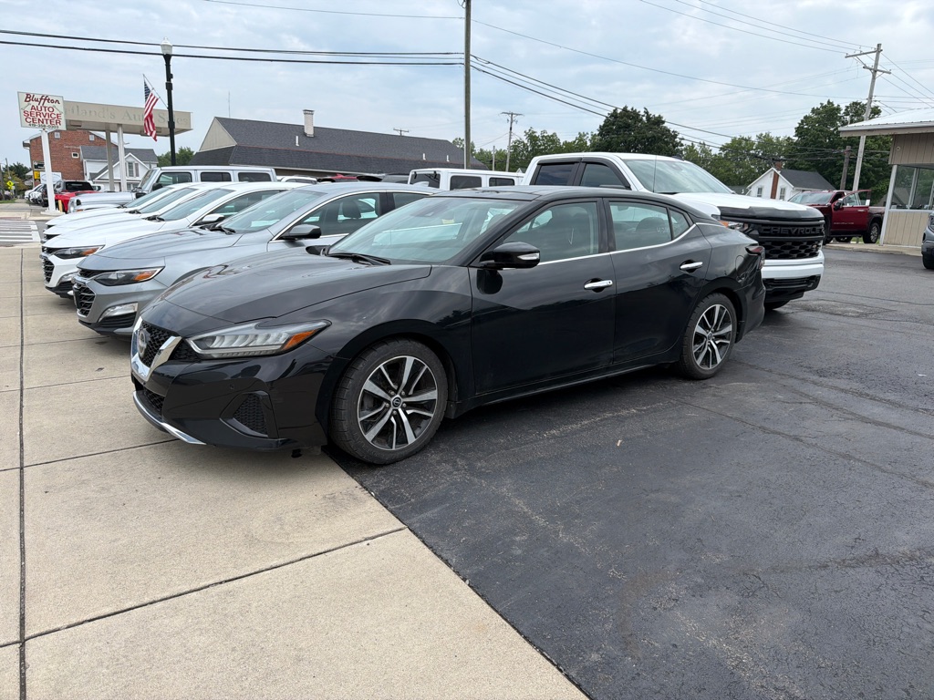 2023 Nissan Maxima SL
