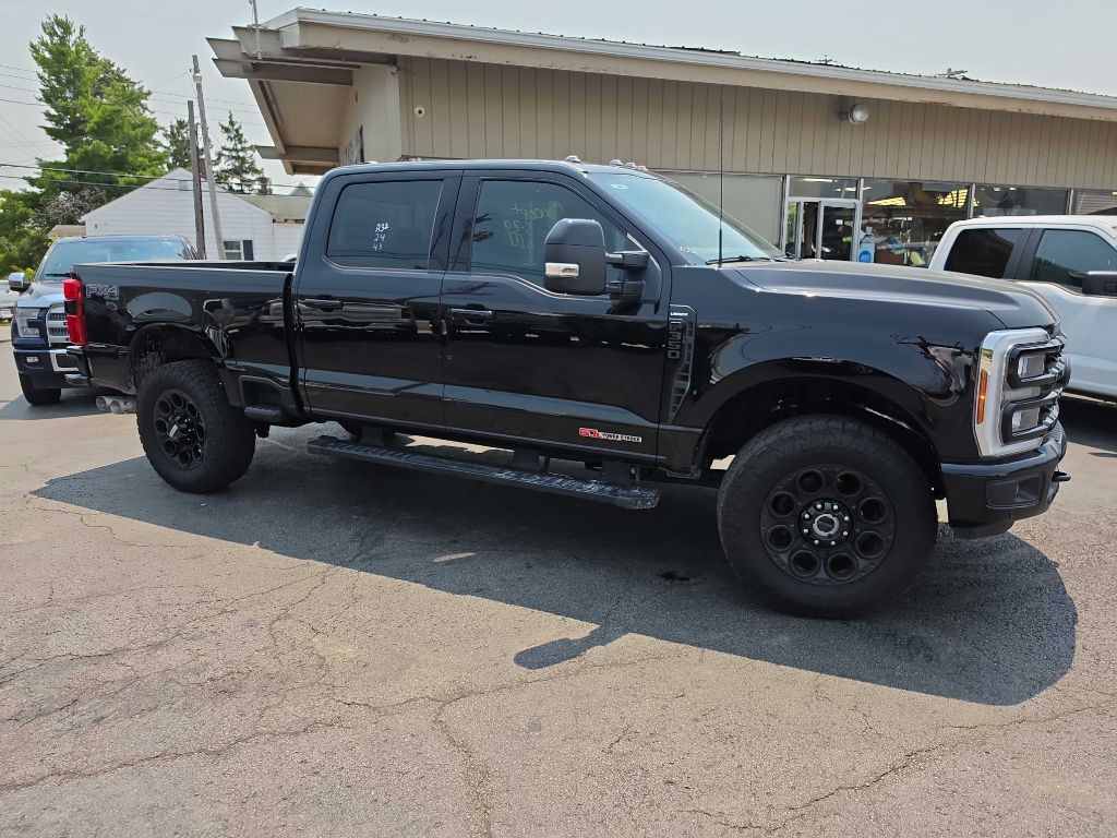 2024 Ford F-350 Lariat Sport FX4