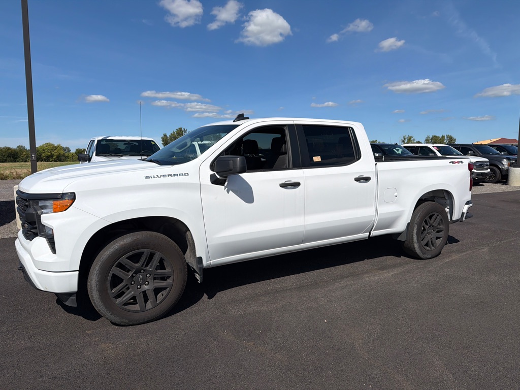 2024 Chevy Silverado 1500 Custom